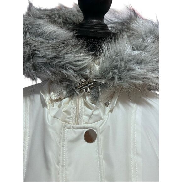 Weather Tamer Winter White Puffer Coat Faux Fur Removable Hood Size M - Picture 4 of 15